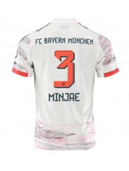 Billige Bayern Munich Kim Min-jae #3 Bortedrakt 2025-26 Kortermet